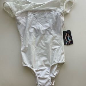 NEVER WORN Eleve White Cap Sleeve Leotard NWT with mesh sleeves and back
